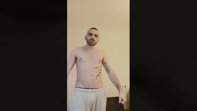 gianakissexy4  04-03-2023